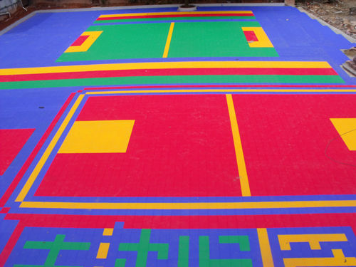 �׃��@���Ե���