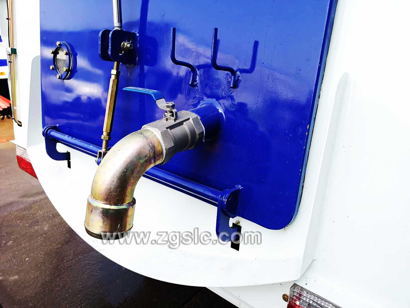 湖北程力東風(fēng)大多利卡洗掃車（國(guó)五）