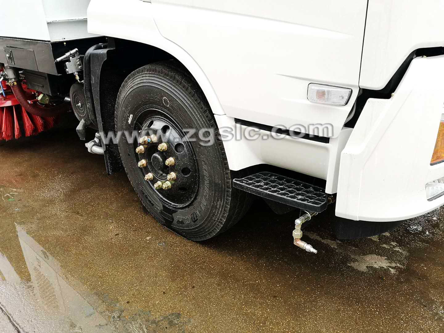 東風(fēng)天錦洗掃車(國五)