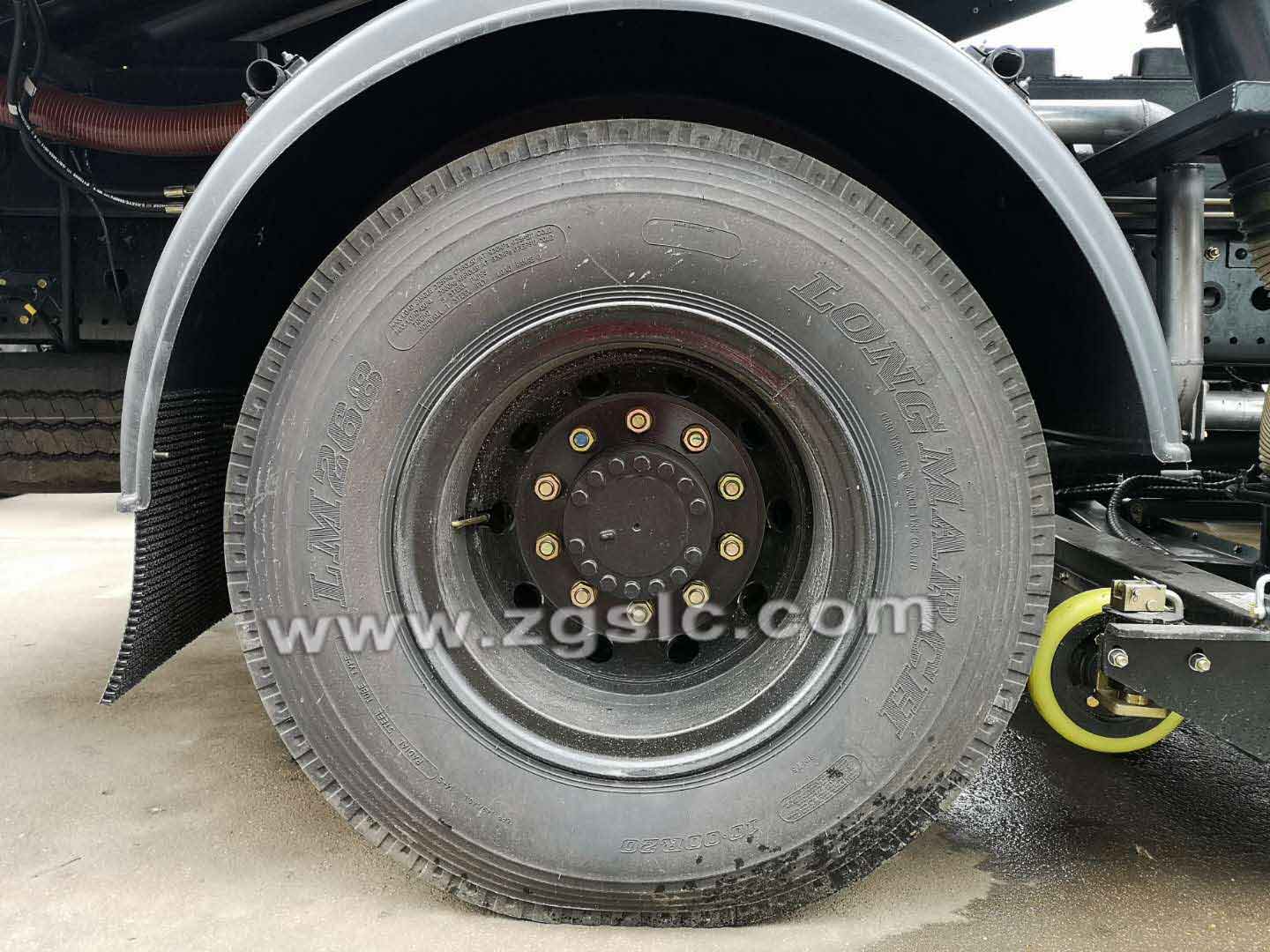 東風(fēng)天錦洗掃車(國五)