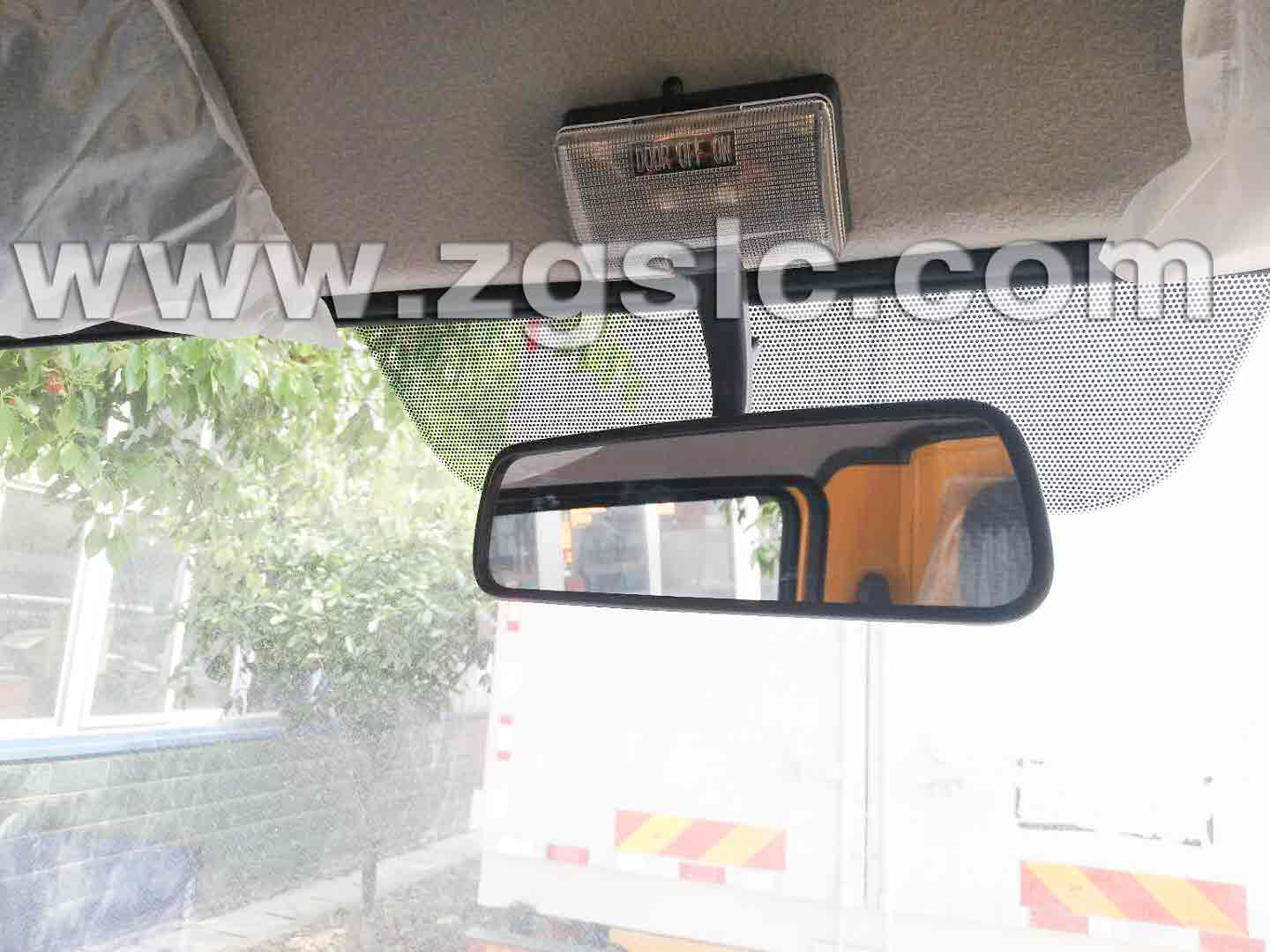 東風大多利卡瀝青灑布車(國五)