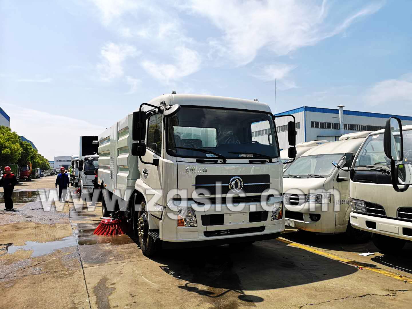 東風(fēng)天錦掃路車(國五)