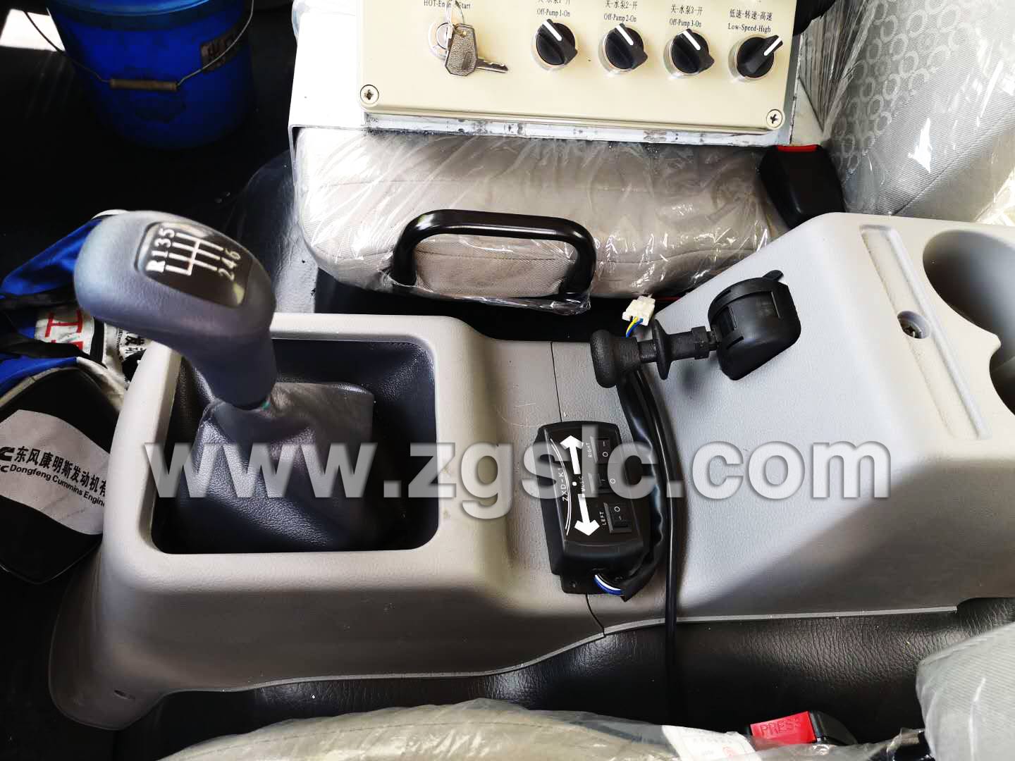 東風(fēng)天錦掃路車(國五)
