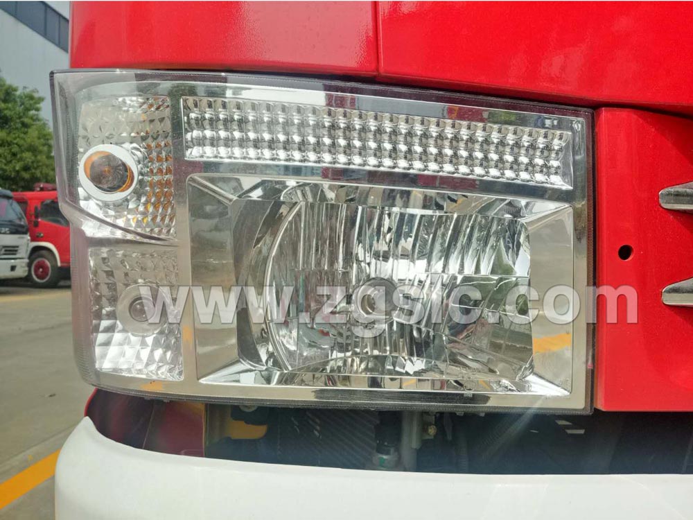 東風小多利卡水罐消防車(國五)