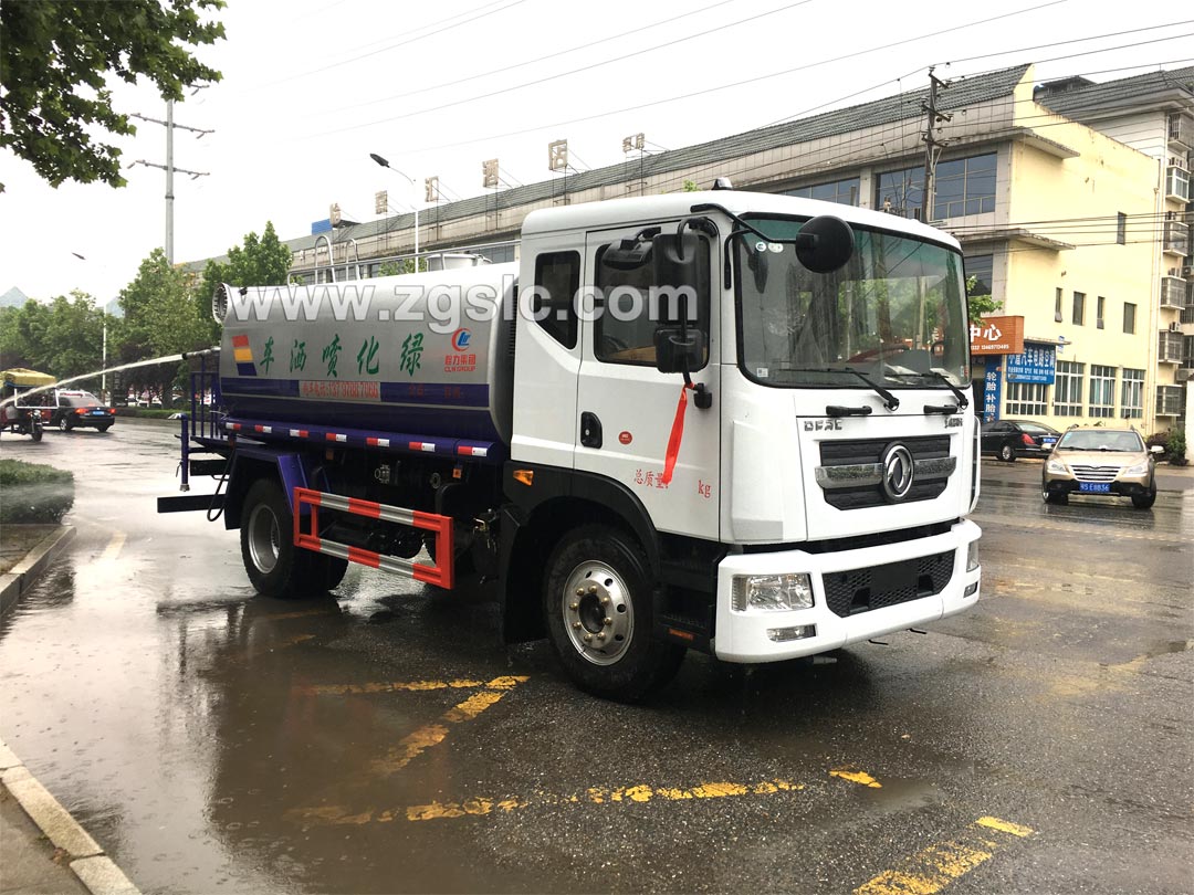 程力專汽12方東風(fēng)D9噴霧車