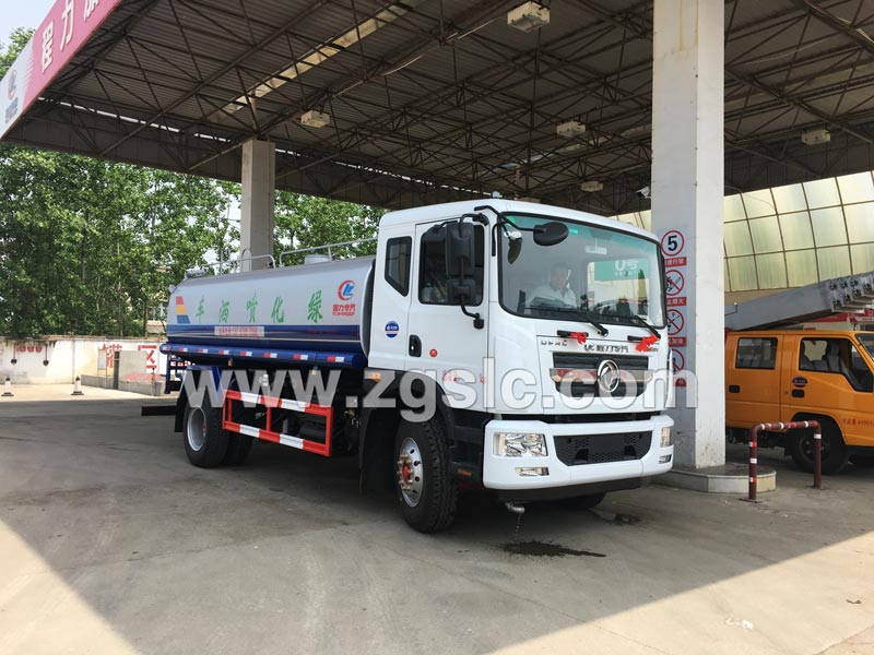 14方東風(fēng)D9灑水車-廠家價格
