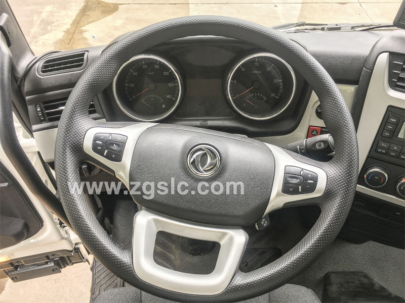 國六東風(fēng)天錦洗掃車_國六東風(fēng)天錦洗掃車方向盤是多功能的嗎