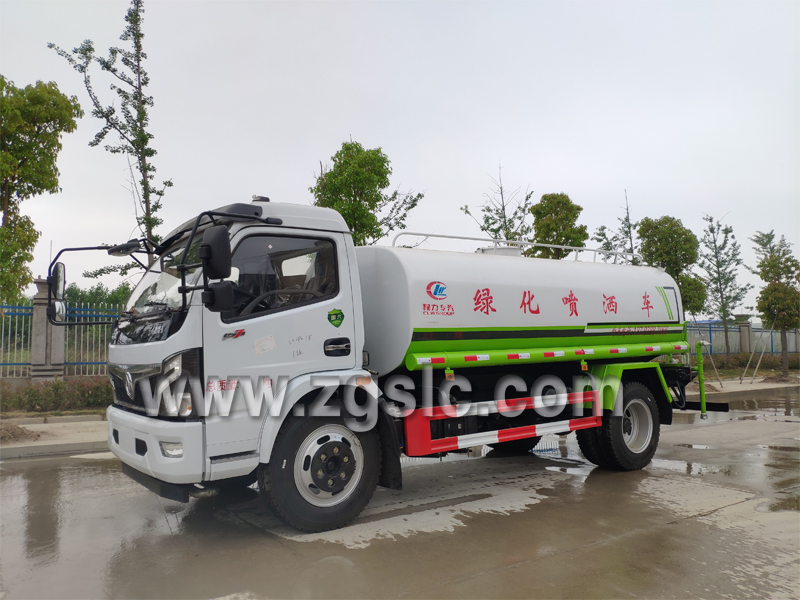 程力集團(tuán)東風(fēng)福瑞卡多功能綠化灑水車.jpg