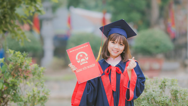 河南財經政法大學法學在職研究生要求是不是很高?